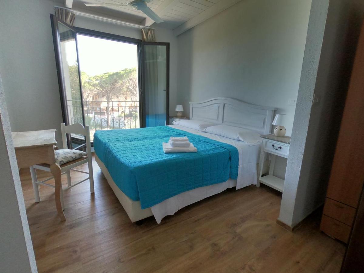 Villa La Conchiglia Rooms Cala Liberotto Exteriör bild